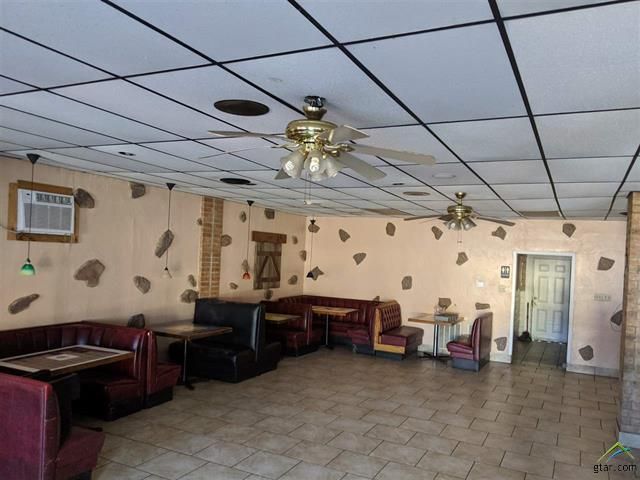 102 E Broadway St, Big Sandy, TX 75755